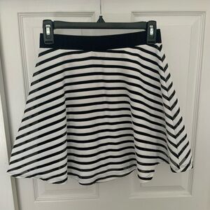 White and black skirt size small